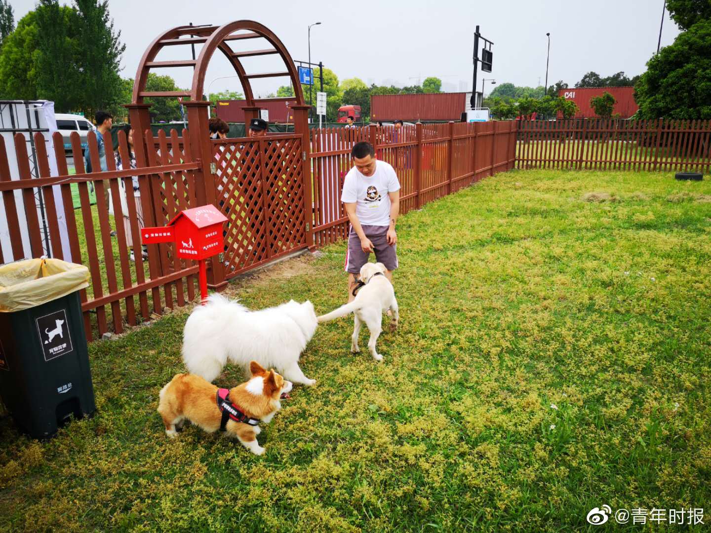 新余站前东路快餐多少钱(陵水黎族自治县),新余站前西路宾馆还有服务嘛