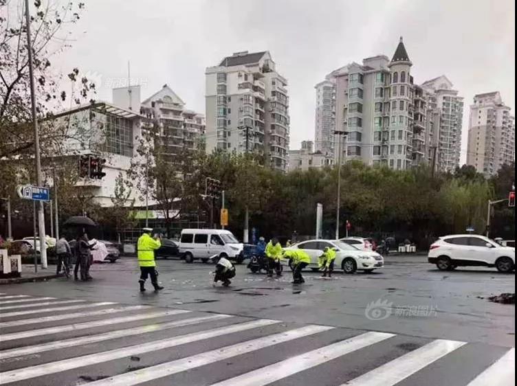 去酒店怎么问有没有服务(潞西市),如何询问酒店有没有服务