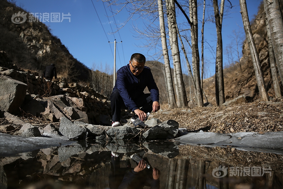 三明小巷子里的爱情(乌海市),三明小妹电话