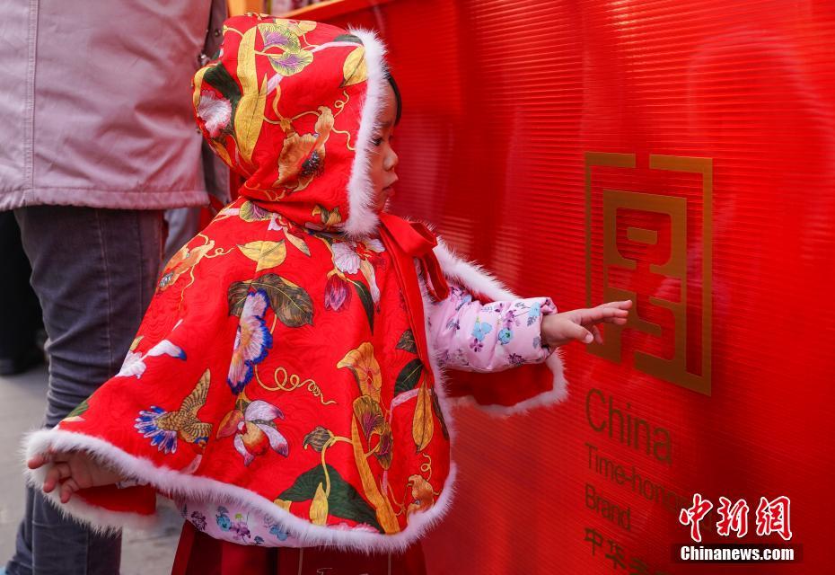 怎么知道会所有半套服务(喀喇沁旗),会所半套会有警察查吗_